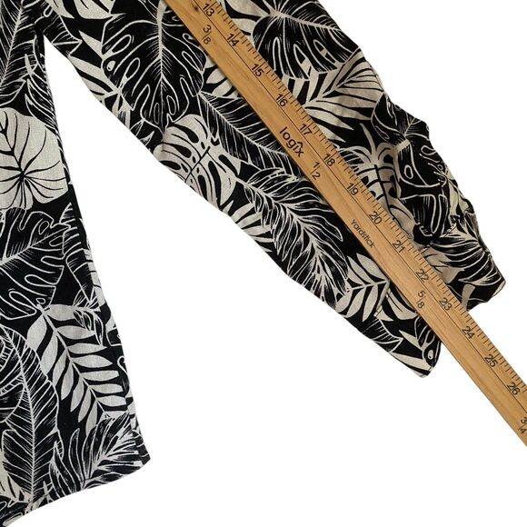 Calvin Klein Linen Tunic Shirt M Floral Black White Button Up Vacation Coastal - Picture 6 of 9